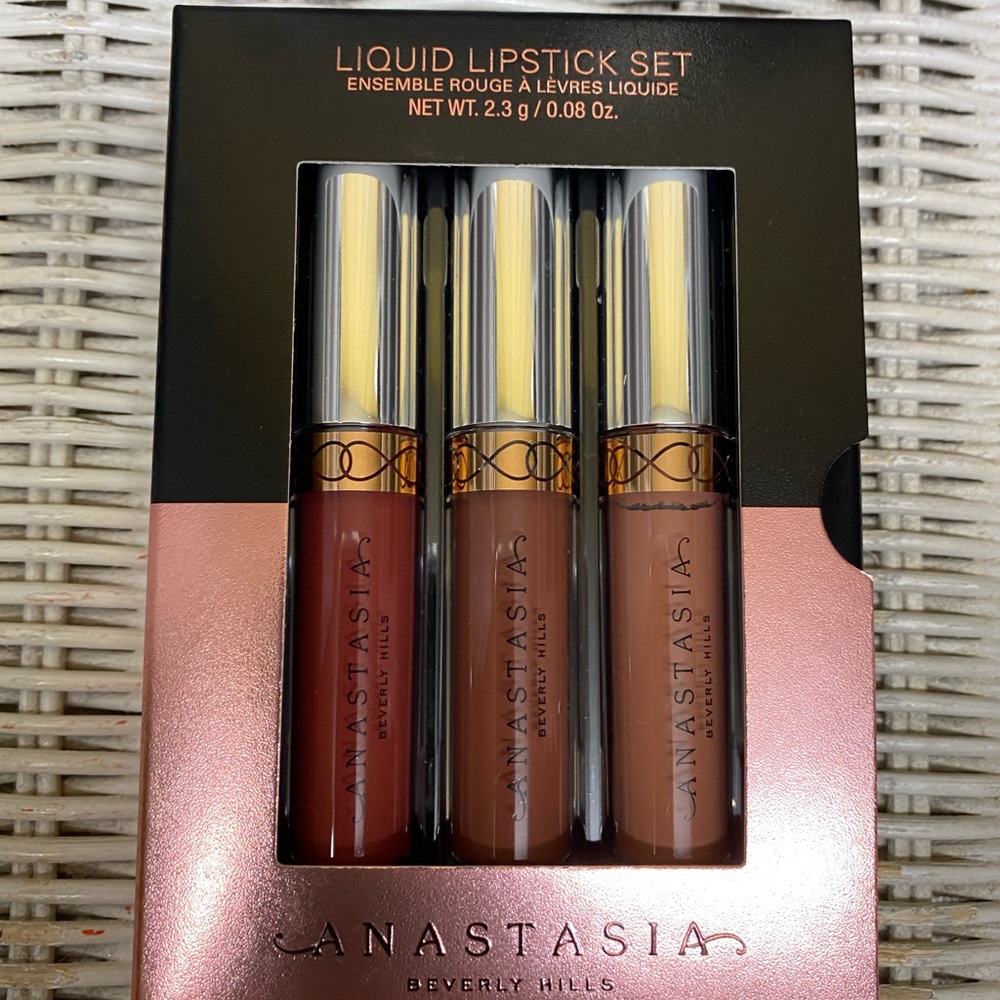 Anastasia Beverley Hills liquid lipstick set